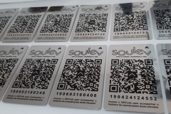 Impressão de QR code em adesivo Metalizado